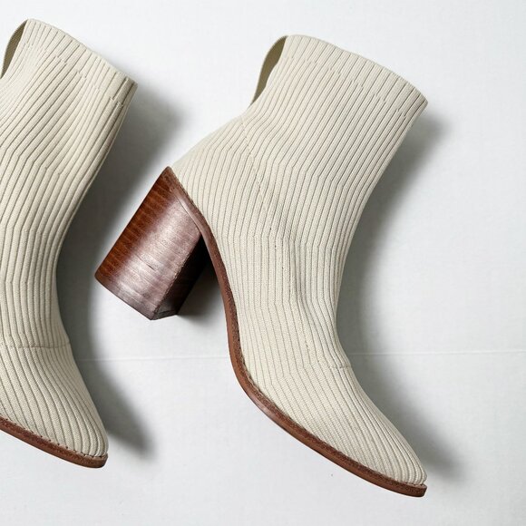 Steven New York Rib Knit Neta Stacked Heel Sock Cream Booties Size 8 - Picture 4 of 9